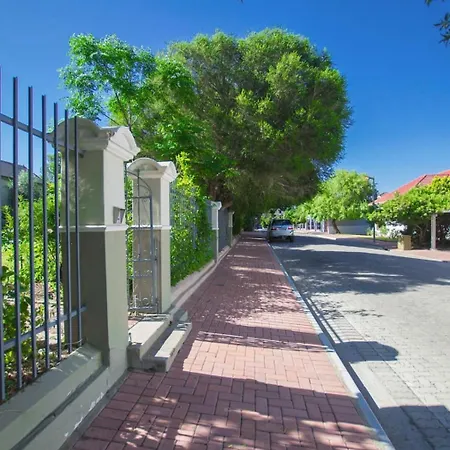 Victorian Style Garden Room , Paarl Central Exterior photo